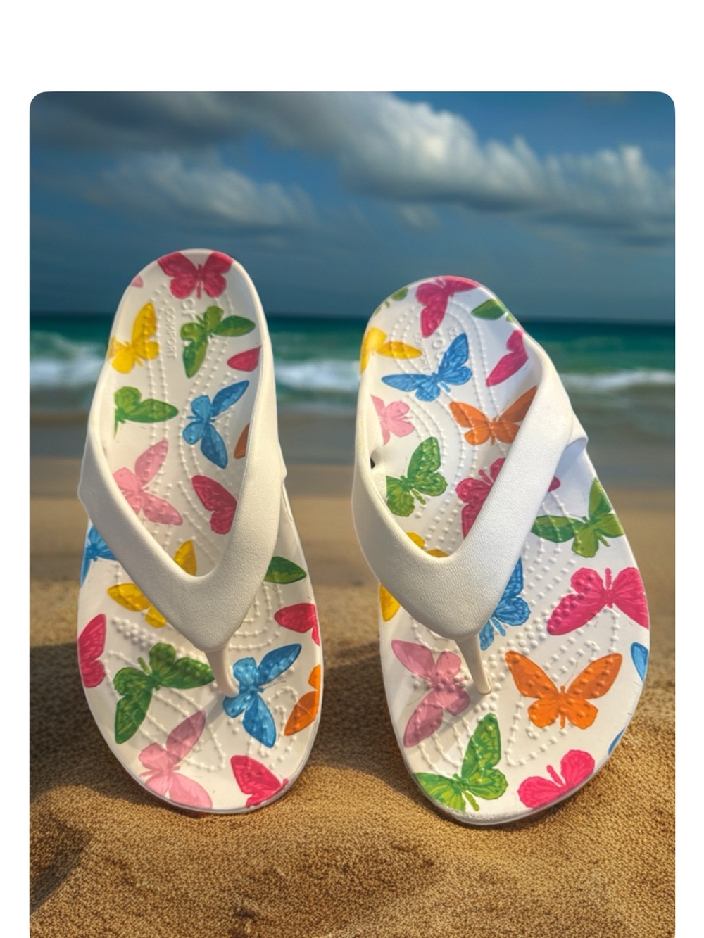 CROCS White Textured Clog Sole with Logo